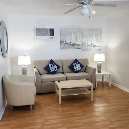 By The Beach Rentals Clearwater Beach Exterior photo