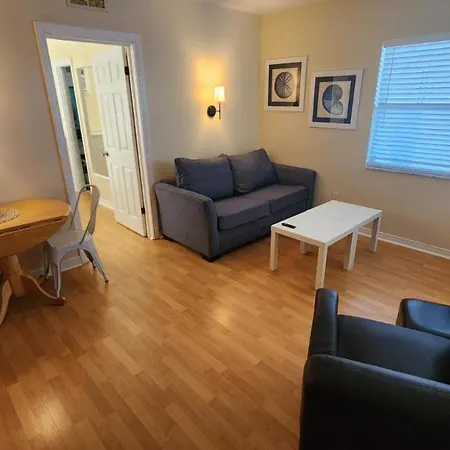 By The Beach Rentals Clearwater Beach Room photo