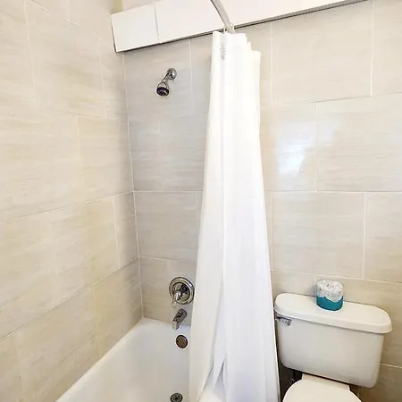 By The Beach Rentals Clearwater Beach Room photo