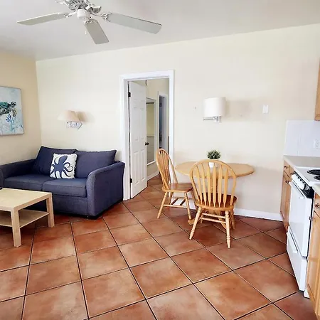 By The Beach Rentals Clearwater Beach Room photo