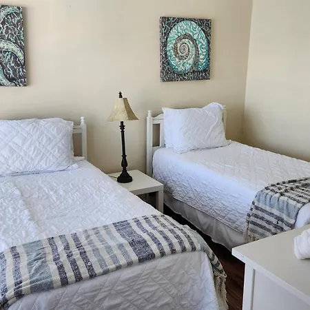 By The Beach Rentals Clearwater Beach Room photo