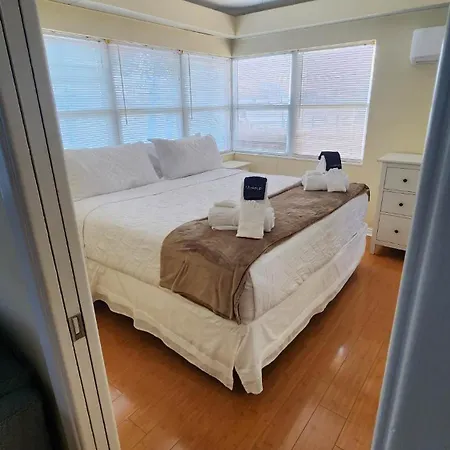 By The Beach Rentals Clearwater Beach Room photo