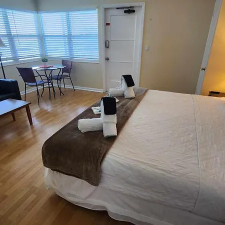 By The Beach Rentals Clearwater Beach Room photo